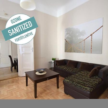 Standard Apartment By Hi5 - Muzeum 5 Будапеща Екстериор снимка