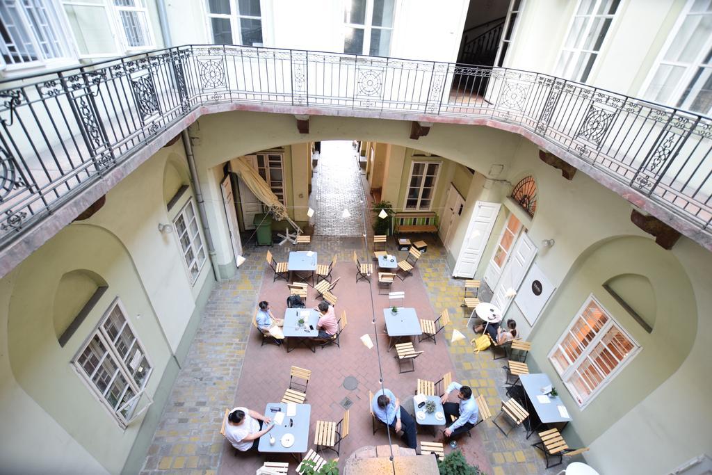 Standard Apartment By Hi5 - Muzeum 5 Будапеща Екстериор снимка